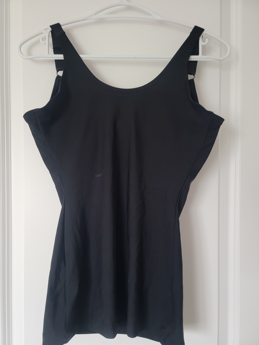 Shapeez Tankee Black Shaping Tank with Built-In Bra NWOT - Picture 3 of 5